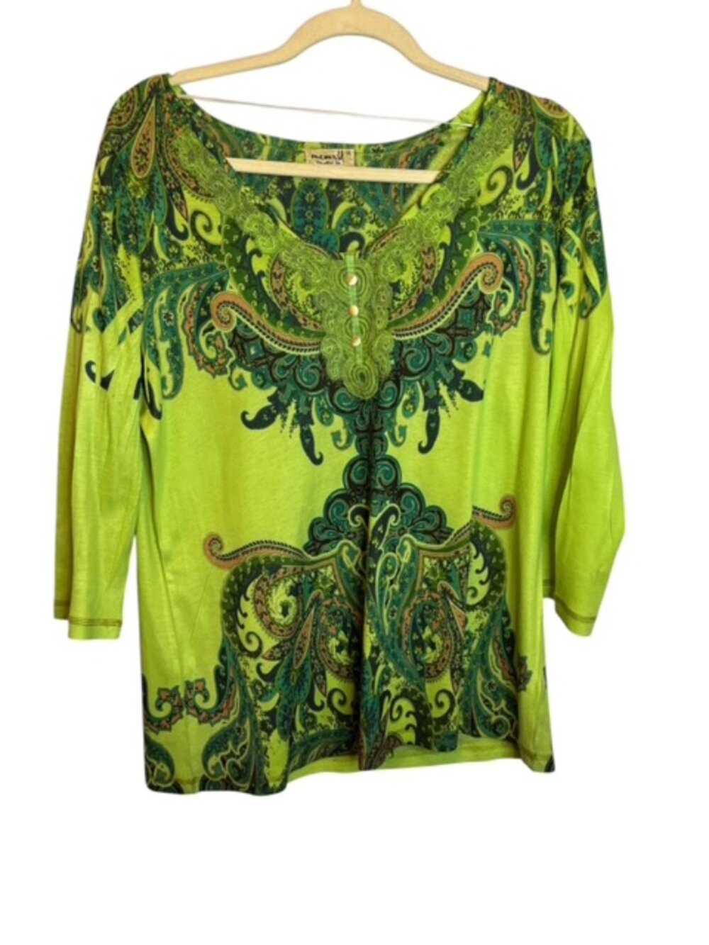 One World Blouse Women's 1X Paisley V-Neck Knit lightweight 3/4 Sleeves Green